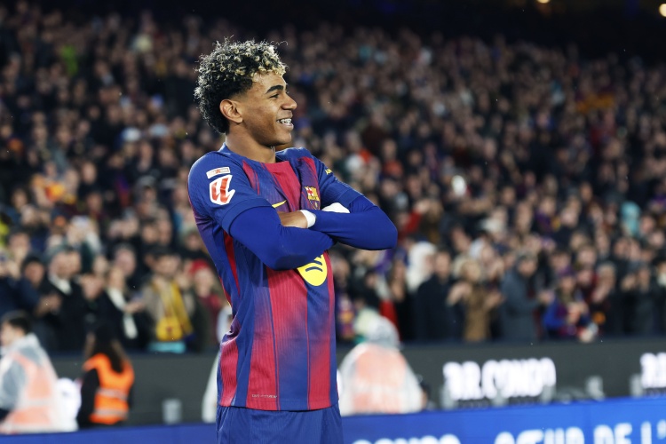 九游娱乐入口-脚下生花！五大联赛成功盘带次数最多的球员：亚马尔94次断层领先